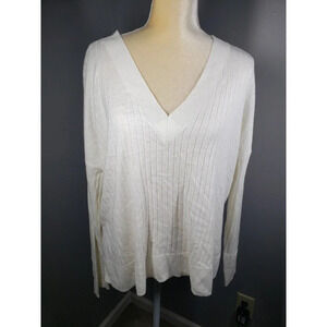 New Treasure & Bond Women's Size L White Lightweight Knit Ribbed V-Neck Sweater